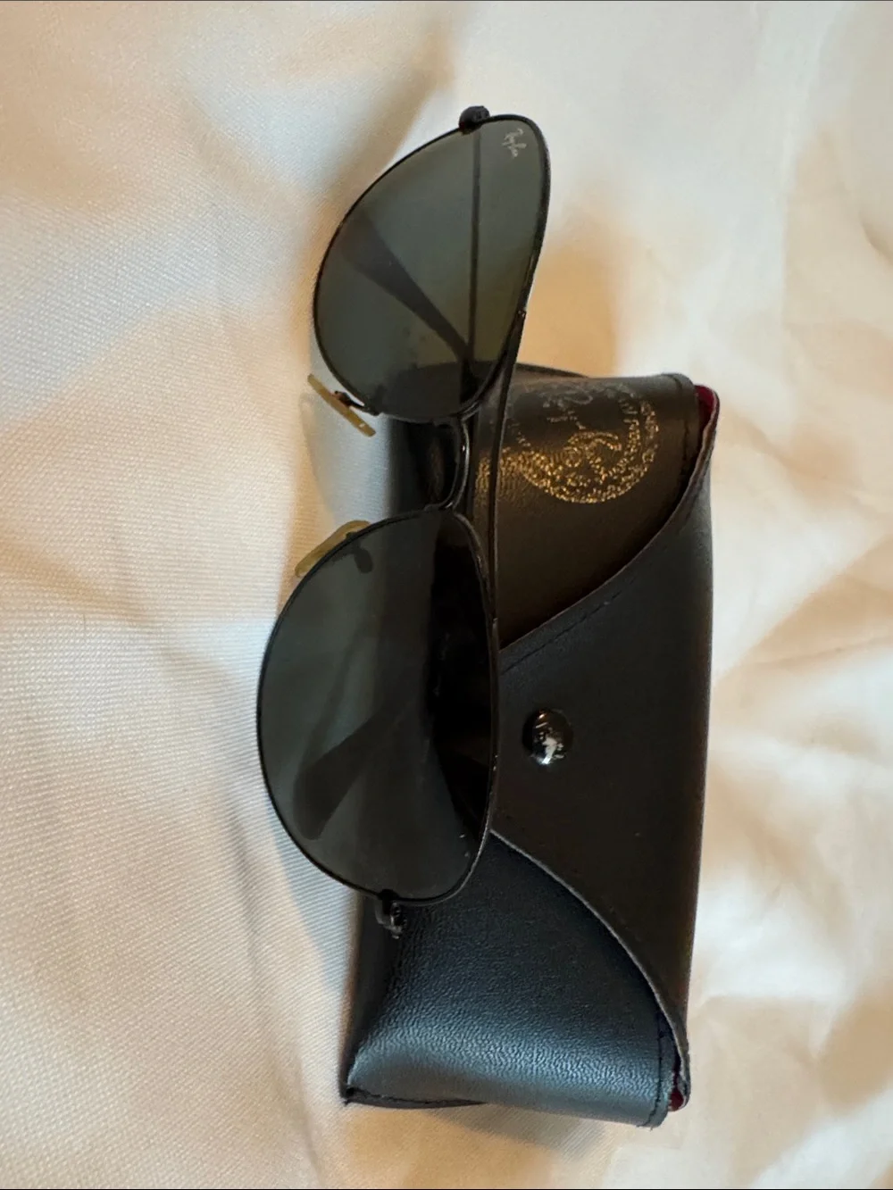 Black Aviator Sunglasses with Black Protective Case